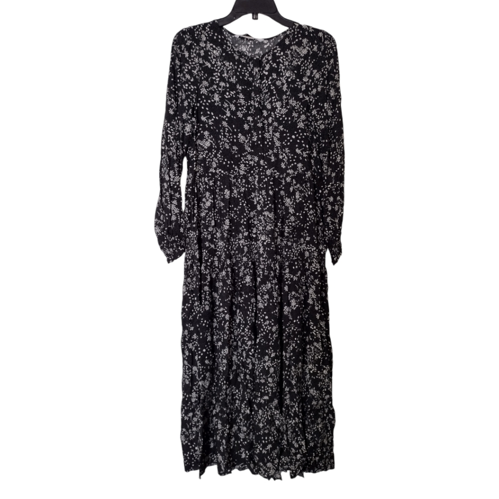 Zara black and white long floral dress size Medium